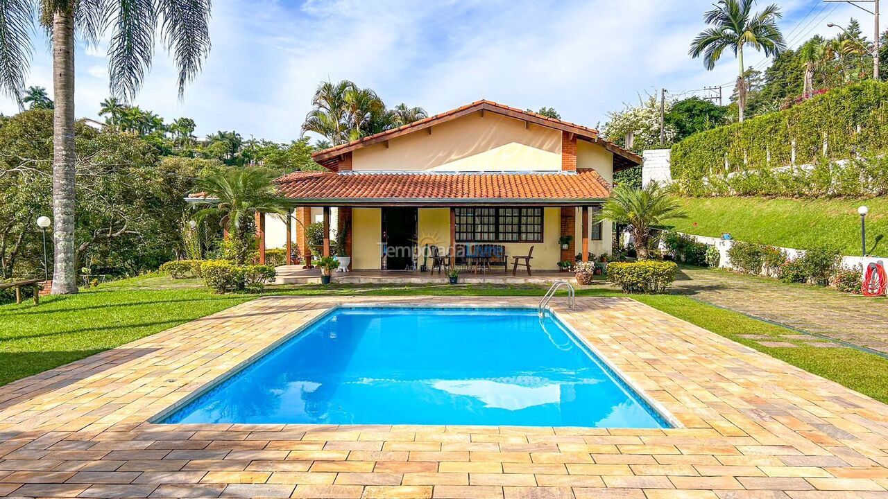 Ranch for vacation rental in Mairinque (Condomínio Porta do Sol)