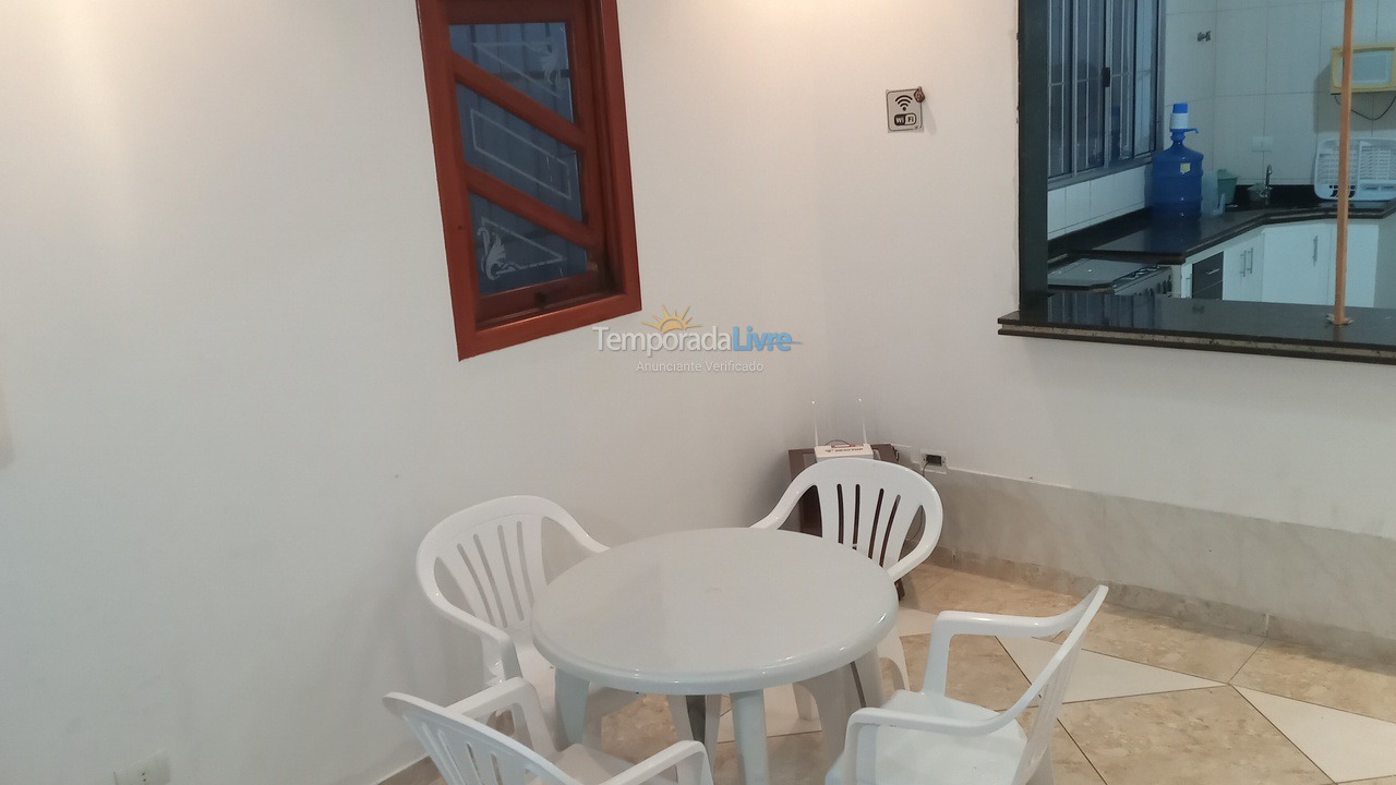 House for vacation rental in Praia Grande (Jardim Imperador)