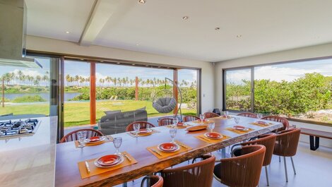 Excelente casa con 5 suites