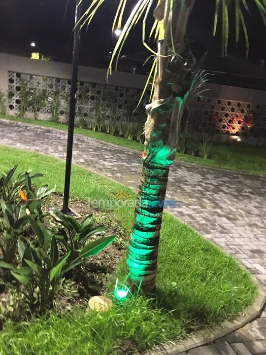 Apartamento para aluguel de temporada em Caraguatatuba (Martim de Sá)