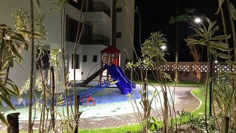 Cond com Piscina a 700 mts da Martim de Sá Ar Cond com Ar Condic e...