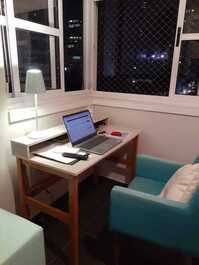 Cantinho home office