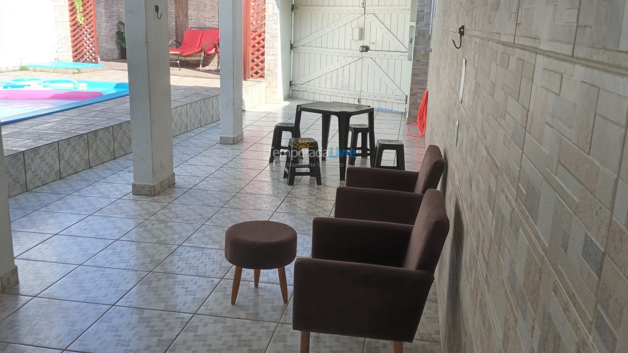 Casa para aluguel de temporada em Praia Grande (Vila Mirim)