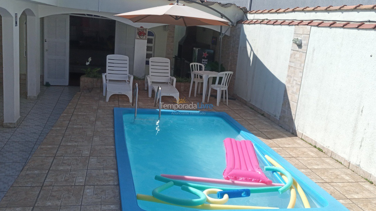 Casa para aluguel de temporada em Praia Grande (Vila Mirim)