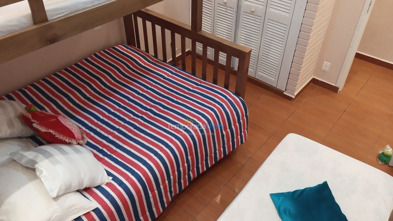 Casa para aluguel de temporada em Praia Grande (Vila Mirim)