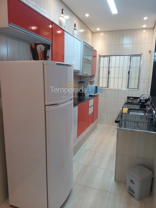 Casa para aluguel de temporada em Praia Grande (Vila Mirim)