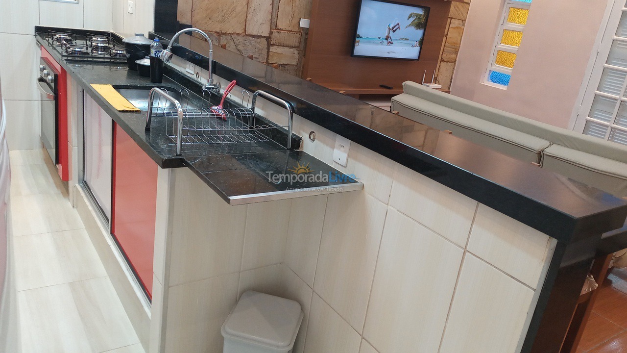 Casa para aluguel de temporada em Praia Grande (Vila Mirim)