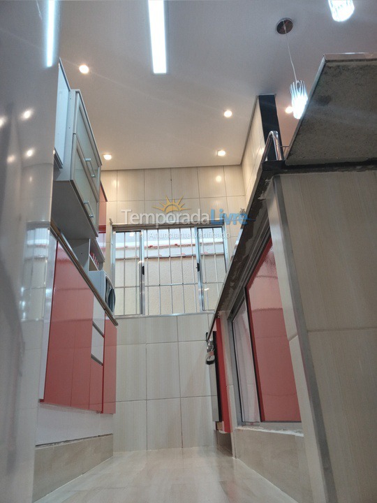 Casa para aluguel de temporada em Praia Grande (Vila Mirim)