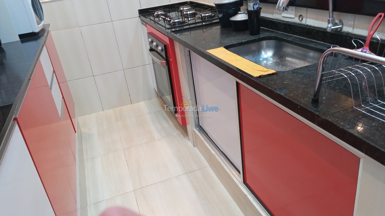 Casa para aluguel de temporada em Praia Grande (Vila Mirim)