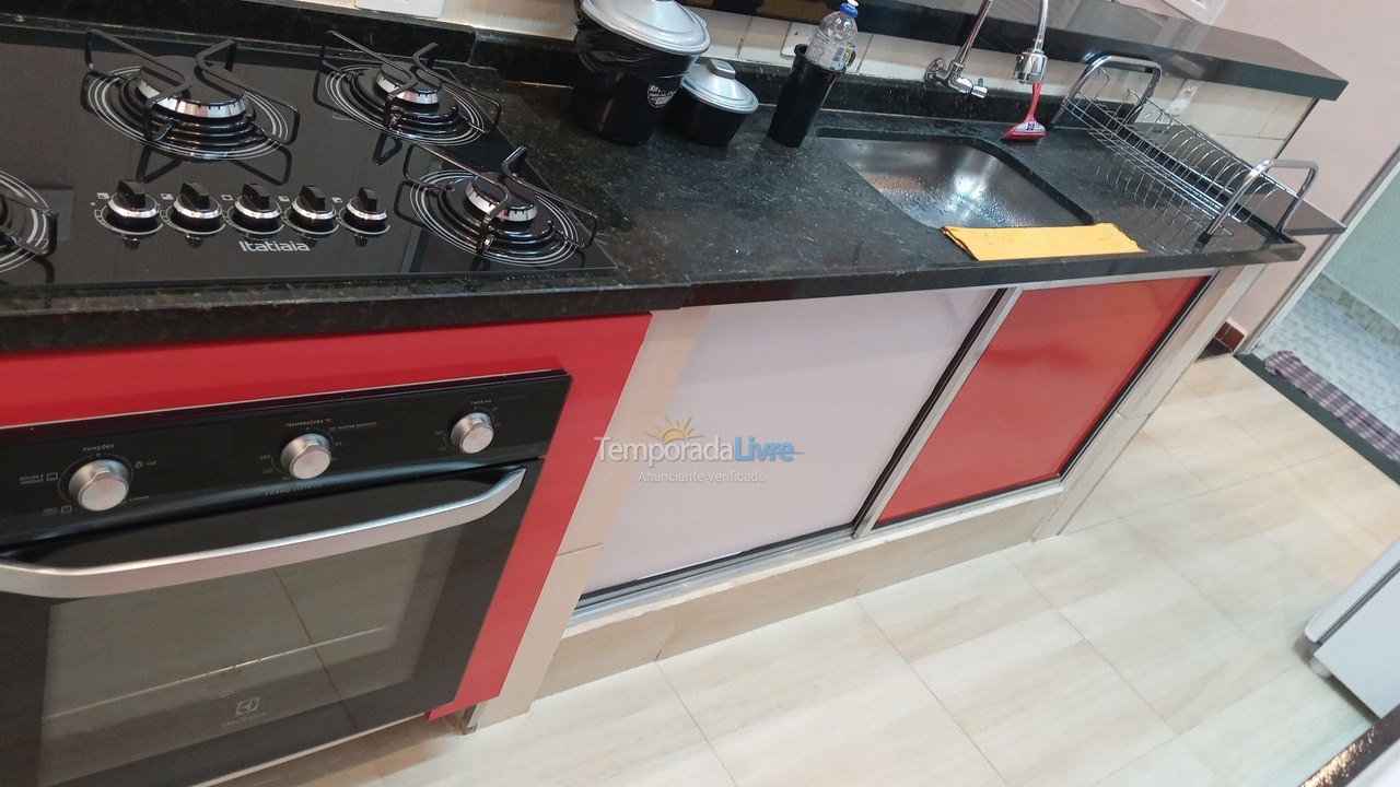 Casa para aluguel de temporada em Praia Grande (Vila Mirim)