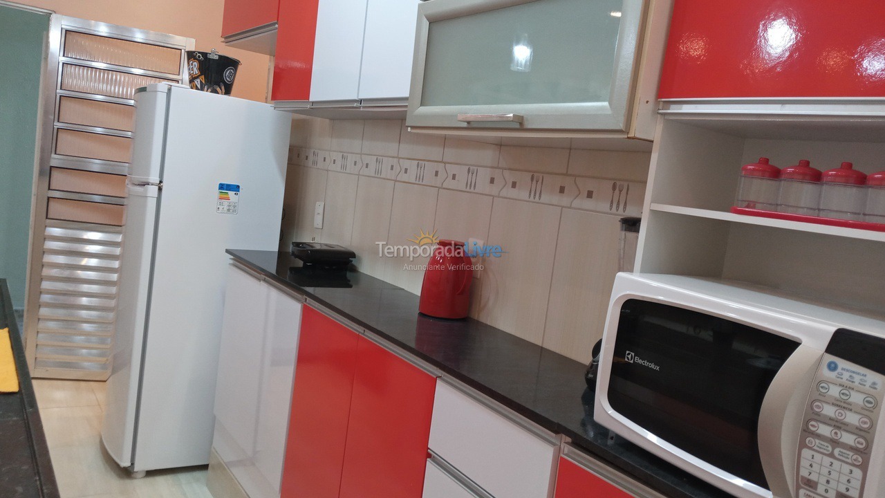 Casa para aluguel de temporada em Praia Grande (Vila Mirim)