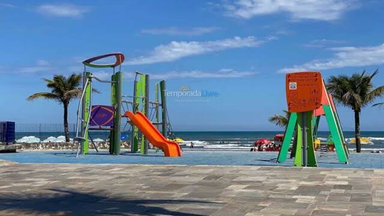 Casa para aluguel de temporada em Praia Grande (Vila Mirim)