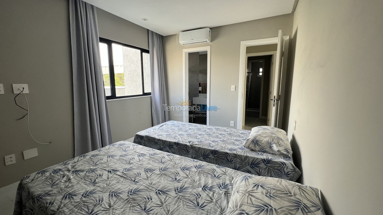 Casa para aluguel de temporada em Camaçari (Praia de Guarajuba)