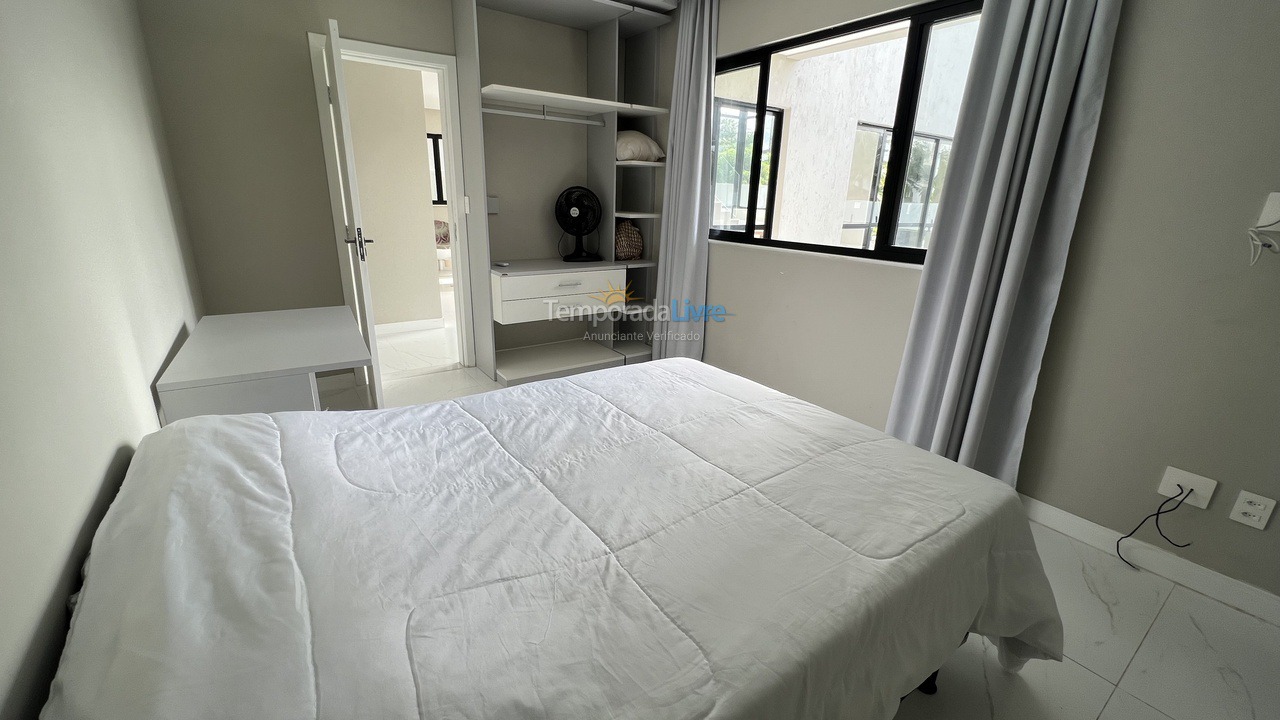 Casa para aluguel de temporada em Camaçari (Praia de Guarajuba)