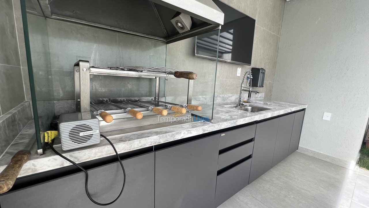 Casa para aluguel de temporada em Camaçari (Praia de Guarajuba)