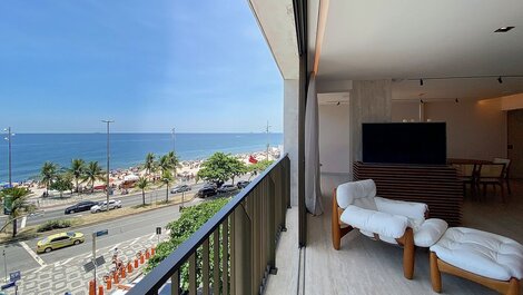 Apartamento de luxo de 4 quartos com vista para o mar em Ipanema