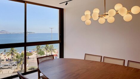 Apartamento de luxo de 4 quartos com vista para o mar em Ipanema