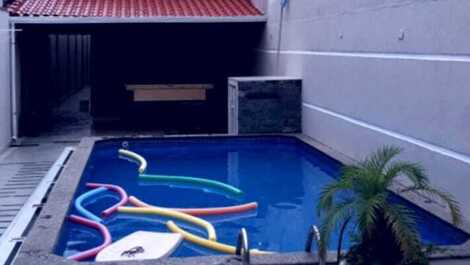 Beautiful House With Pool, Barbecue Covered Deck Near Beach