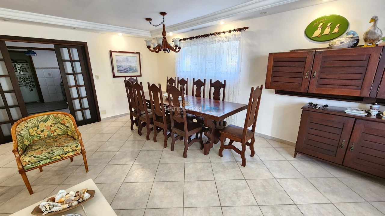 Apartamento para alquiler de vacaciones em Guarujá (Pitangueiras)