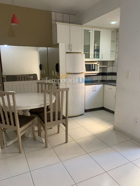 Apartamento para aluguel de temporada em Florianopolis (Canasvieiras)