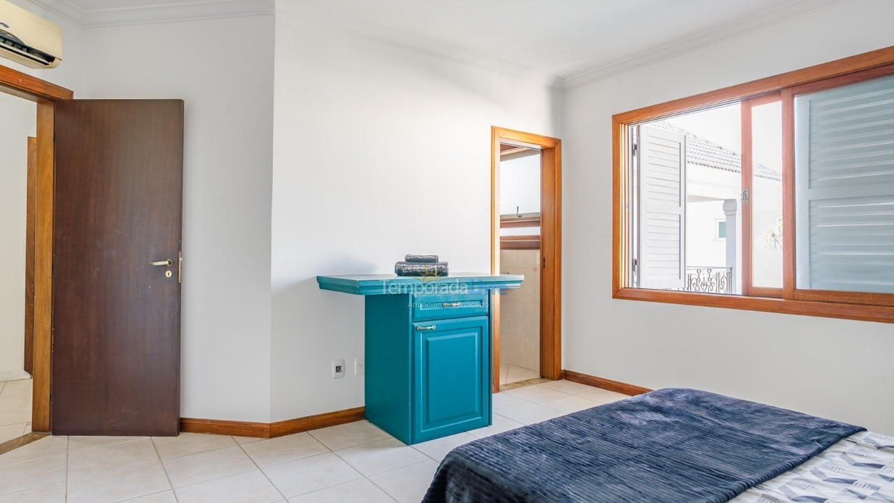 Casa para alquiler de vacaciones em Florianopolis (Jurerê Internacional)