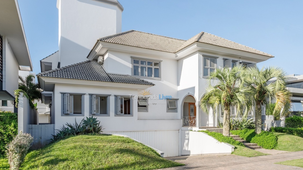 Casa para alquiler de vacaciones em Florianopolis (Jurerê Internacional)