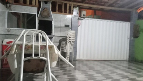 Sobrado, familiar, confortável com Wi Fi.