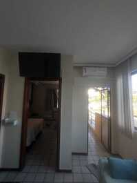 SEU APARTAMENTO PÉ NA AREIA NA PRAIA DE CANASVIEIRAS!