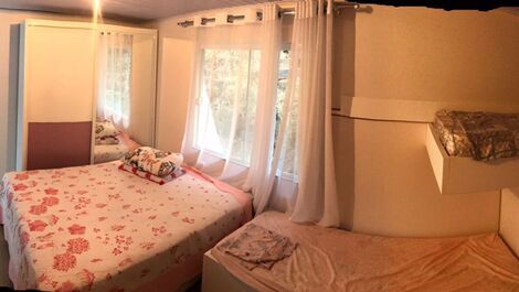 LINDA CASA DE VERANEIO NO LAGO DIVISA SC COM RS