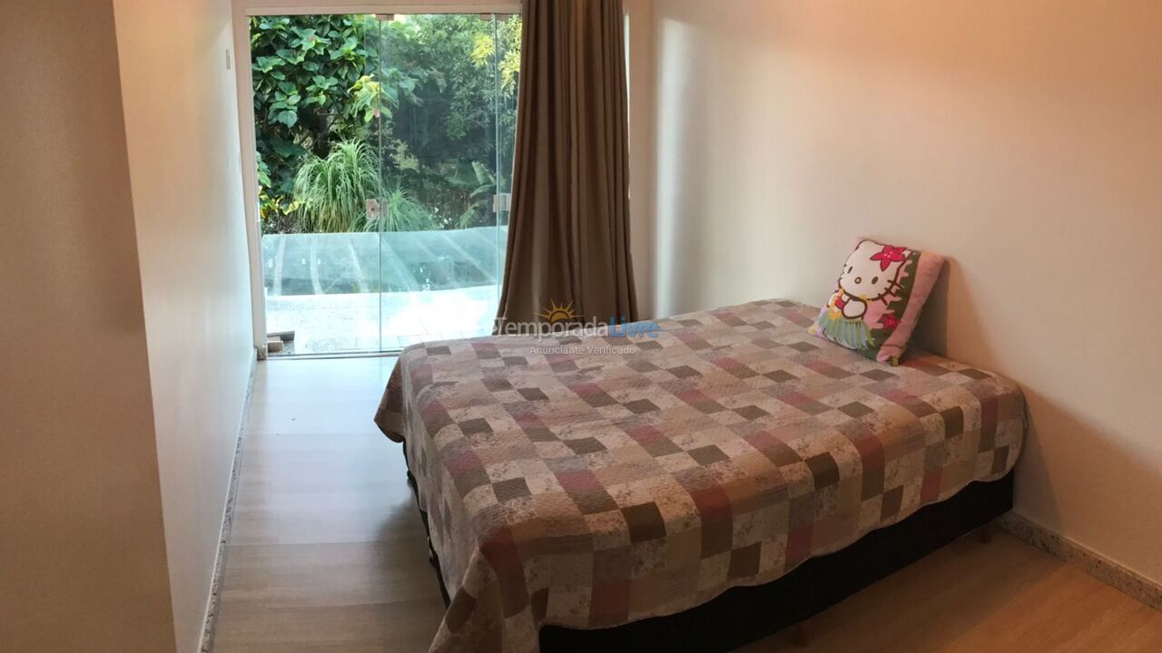 Chácara / sítio para aluguel de temporada em Concórdia (Km 03)