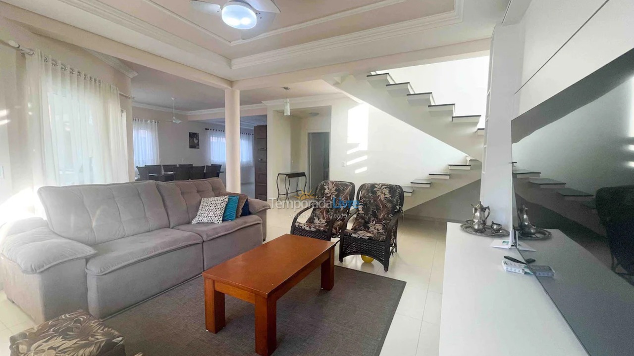 Casa para alquiler de vacaciones em Itapoá (Perola do Atlantico)