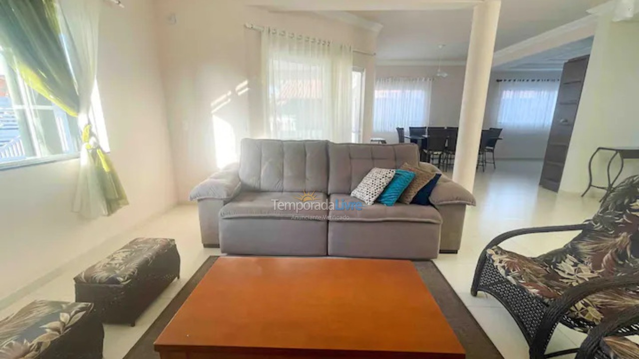 Casa para alquiler de vacaciones em Itapoá (Perola do Atlantico)