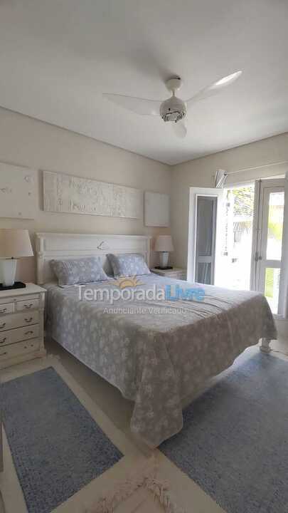 Casa para alquiler de vacaciones em São Sebastião (Praia da Baleia)