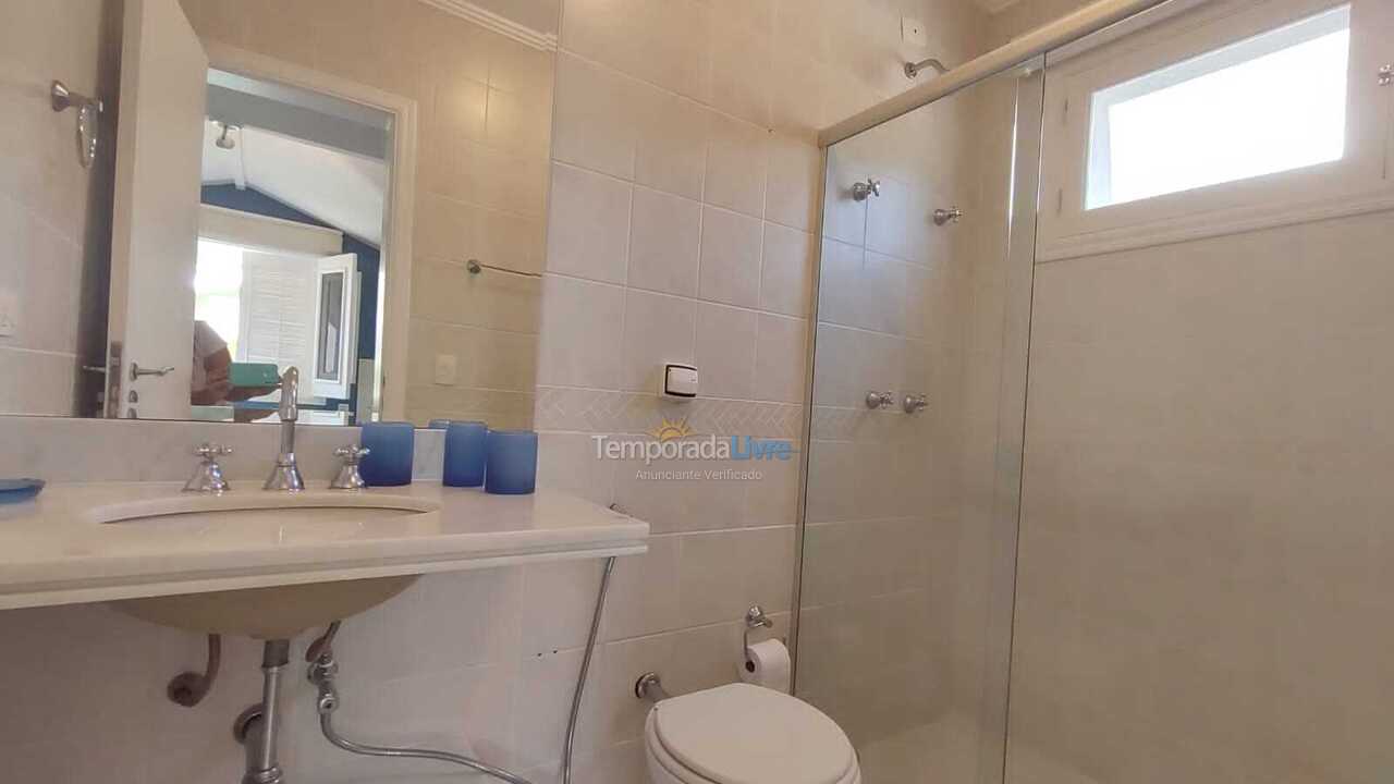 Casa para alquiler de vacaciones em São Sebastião (Praia da Baleia)