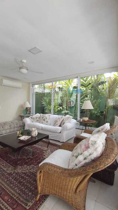 Casa para alquiler de vacaciones em São Sebastião (Praia da Baleia)