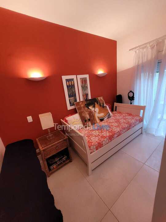 Casa para aluguel de temporada em São Sebastião (Praia da Baleia)