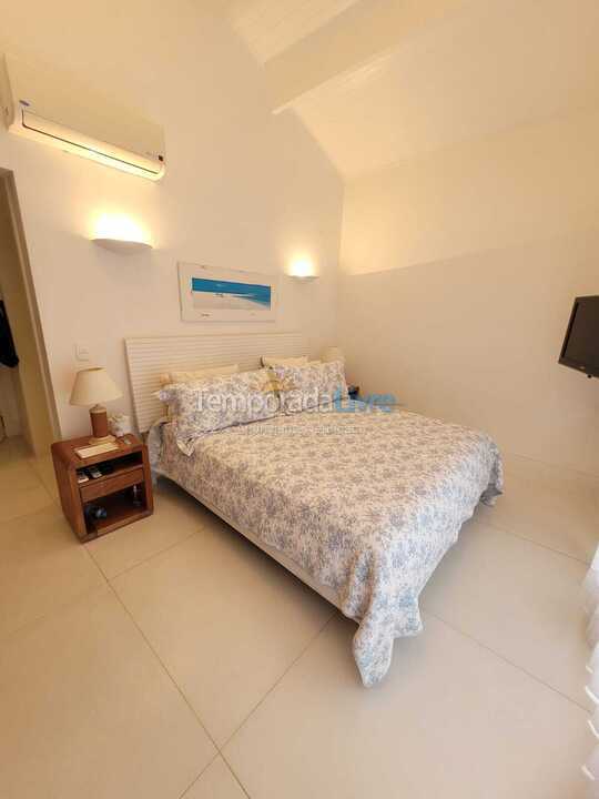 Casa para aluguel de temporada em São Sebastião (Praia da Baleia)