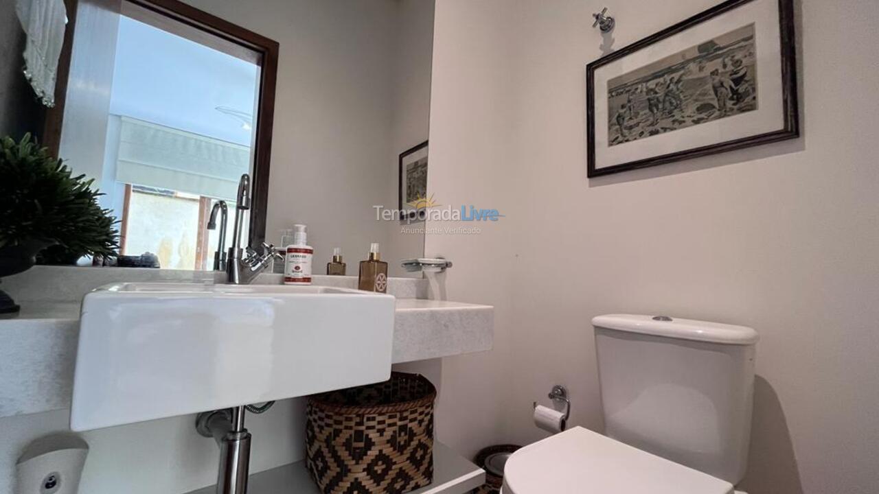 Casa para alquiler de vacaciones em São Sebastião (Praia Barra do Una)