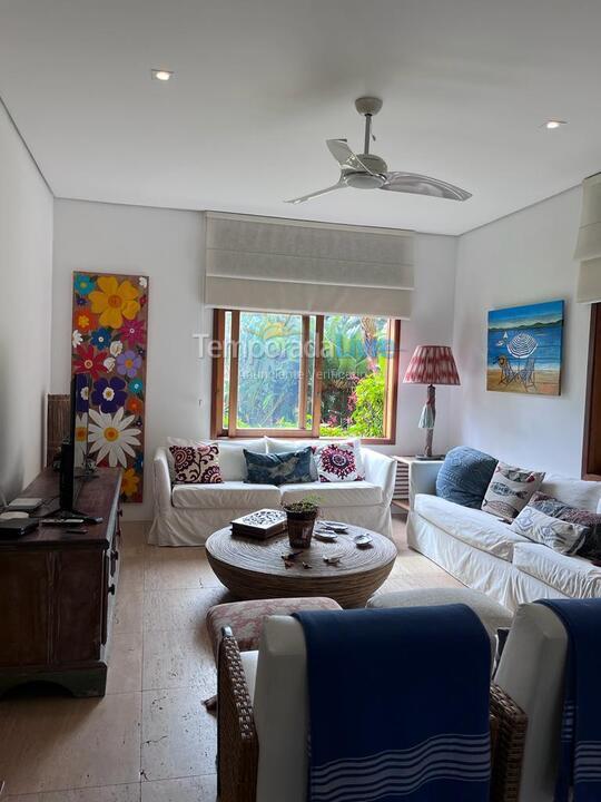 Casa para alquiler de vacaciones em São Sebastião (Praia Barra do Una)