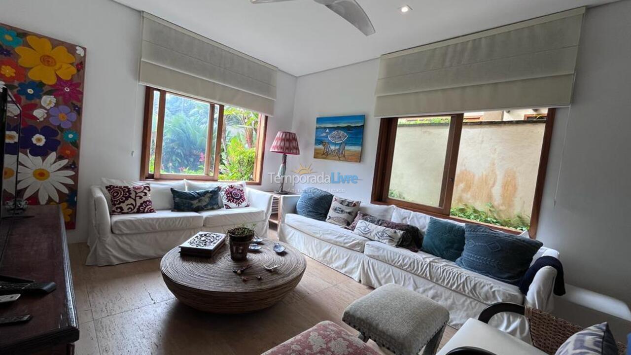 Casa para alquiler de vacaciones em São Sebastião (Praia Barra do Una)