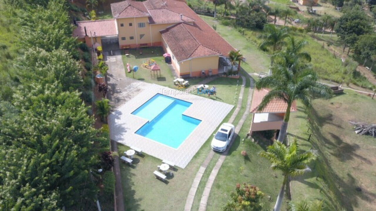 Chácara / sítio para aluguel de temporada em Bragança Paulista (Arara dos Pereiras)