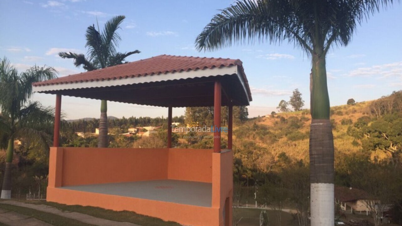 Chácara / sítio para aluguel de temporada em Bragança Paulista (Arara dos Pereiras)