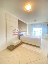 CASA COM PISCINA ALUGUEL DE TEMPORADA- MARISCAL- BOMBINHAS/SC (LC105F)