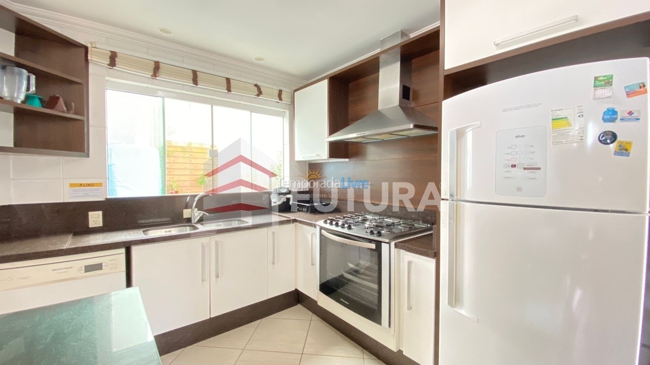 Casa para aluguel de temporada em Bombinhas (Mariscal)