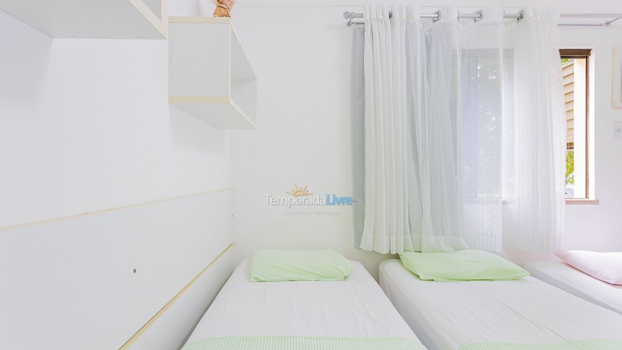 Apartamento para alquiler de vacaciones em Camaçari (Praia de Guarajuba)