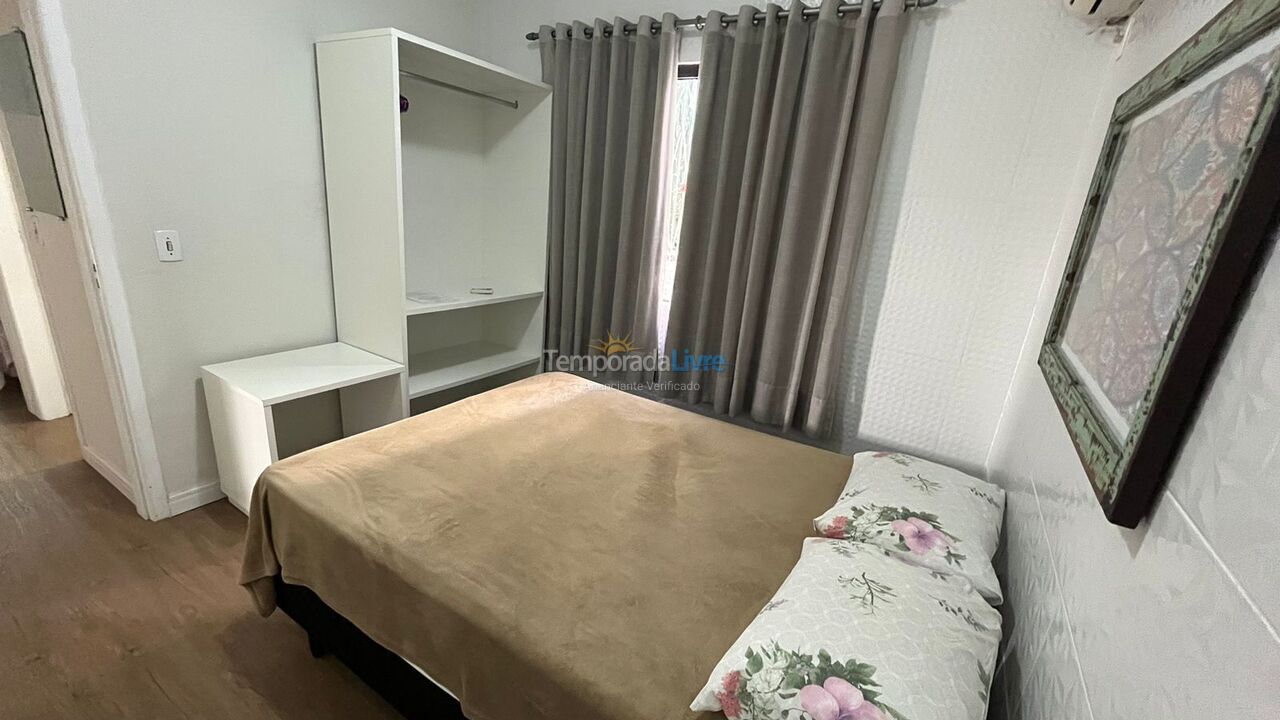 Casa para aluguel de temporada em Balneário Camboriú (Praia Central)