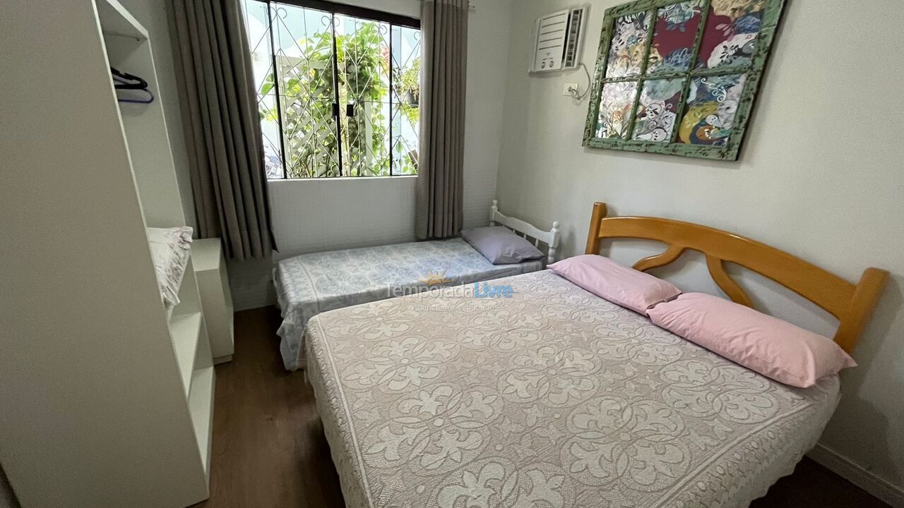 Casa para aluguel de temporada em Balneário Camboriú (Praia Central)