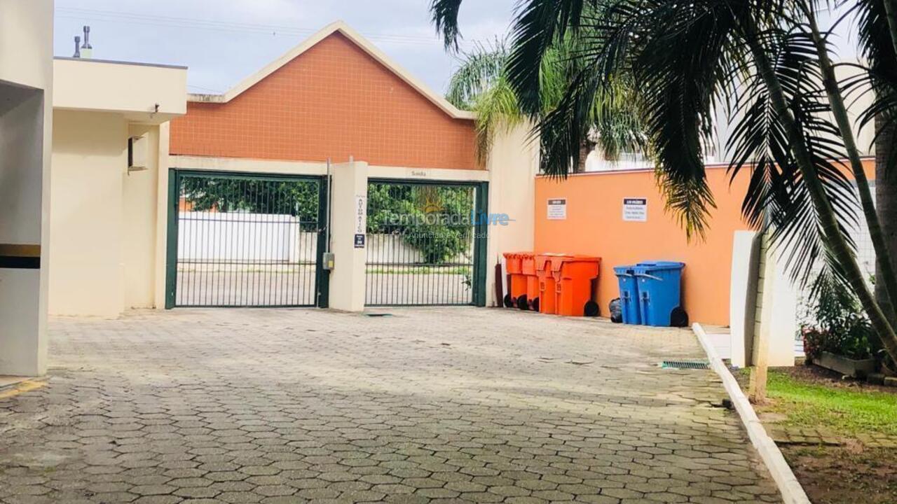 Apartamento para aluguel de temporada em Florianopolis (Praia dos Ingleses)