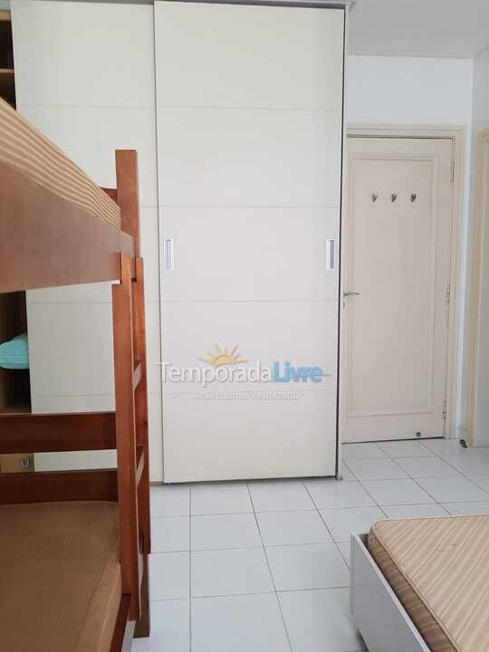 Apartment for vacation rental in Guarujá (Pitangueiras)