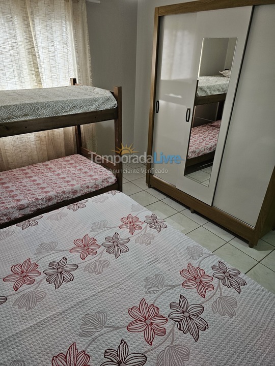 Apartamento para aluguel de temporada em Guarapari (Praia do Morro)